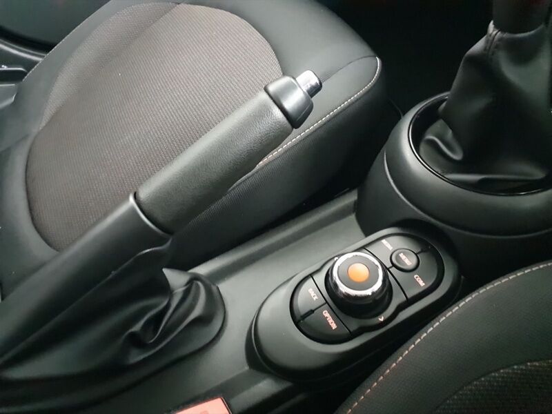 More views of Mini One