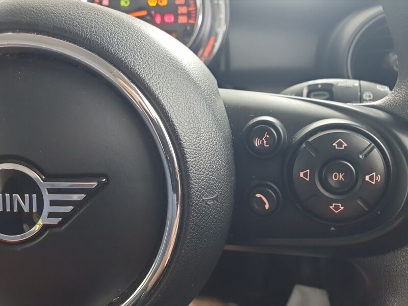 More views of Mini One