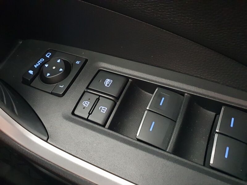 More views of Toyota RAV4