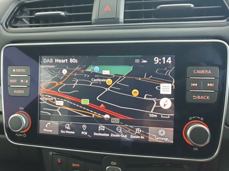 More views of Nissan Leaf