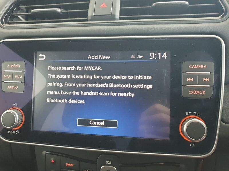 More views of Nissan Leaf