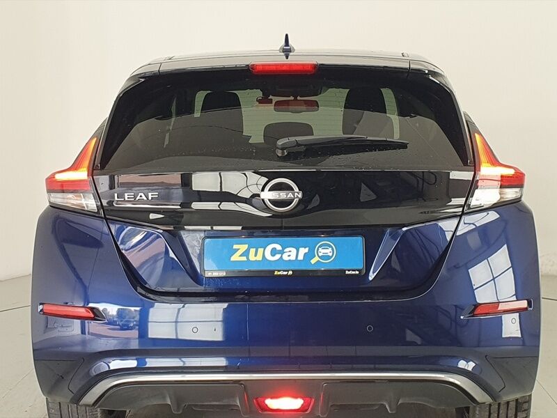 More views of Nissan Leaf