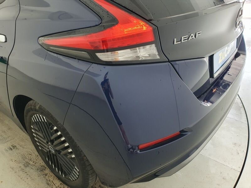More views of Nissan Leaf