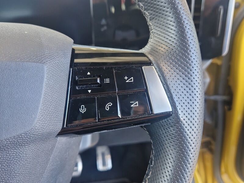 More views of Opel Astra