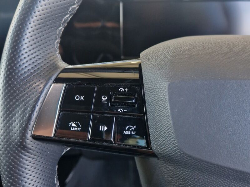 More views of Opel Astra