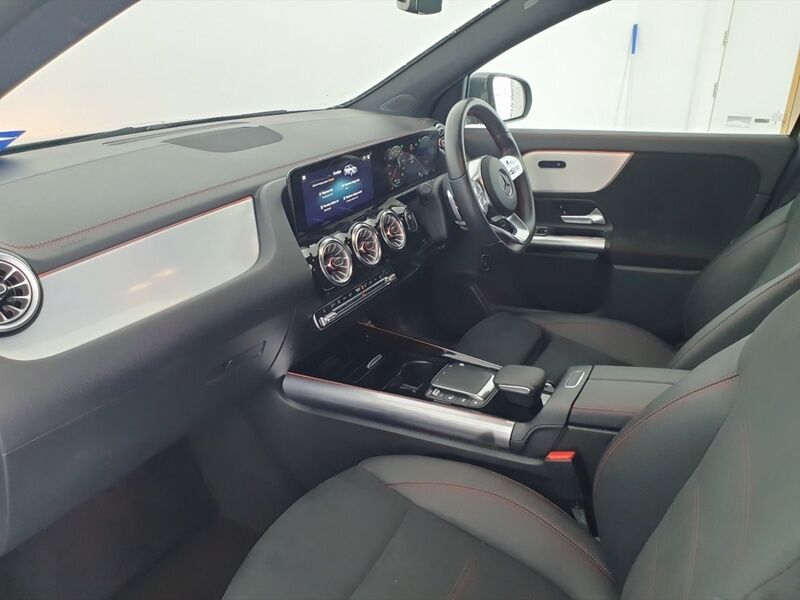 More views of Mercedes-Benz EQA