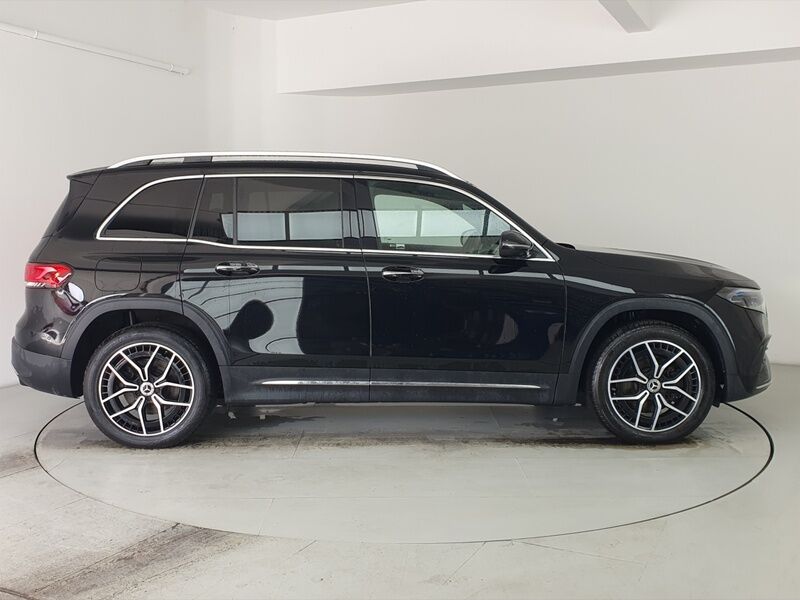 More views of Mercedes-Benz EQB