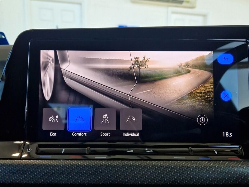 More views of Volkswagen Golf