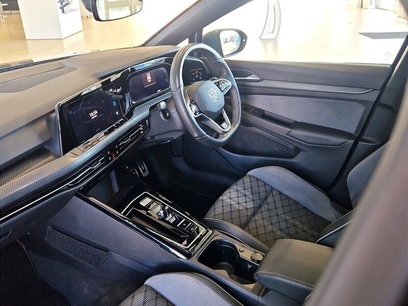 More views of Volkswagen Golf