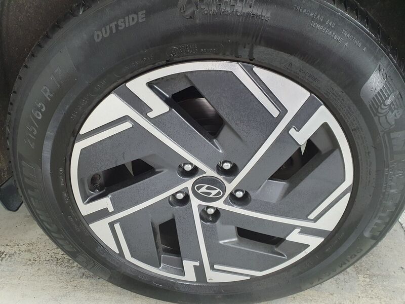 More views of Hyundai Tucson