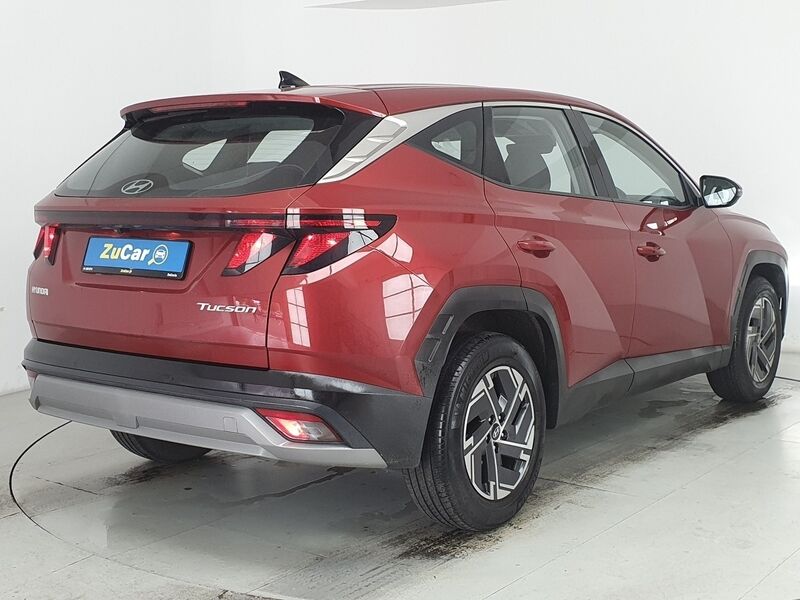 More views of Hyundai Tucson