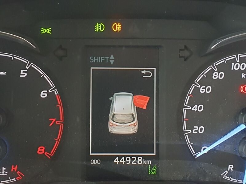 More views of Toyota Yaris