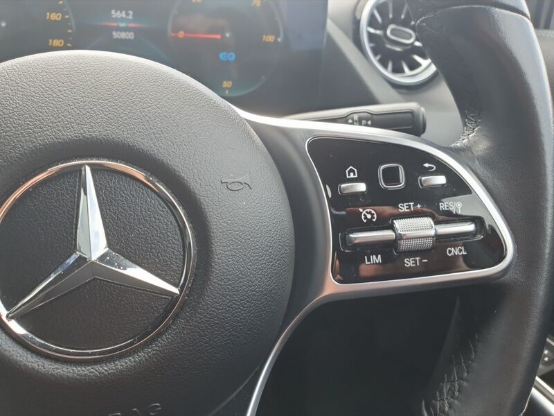 More views of Mercedes-Benz EQA