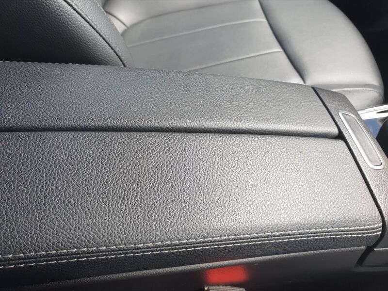 More views of Mercedes-Benz EQA