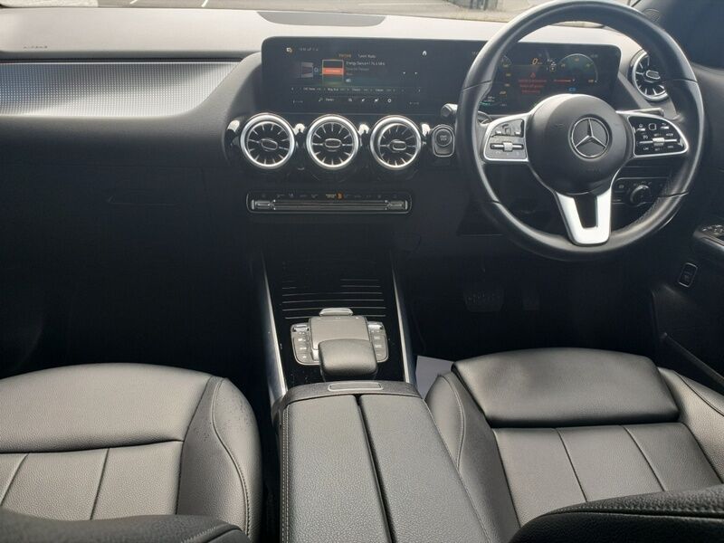 More views of Mercedes-Benz EQA