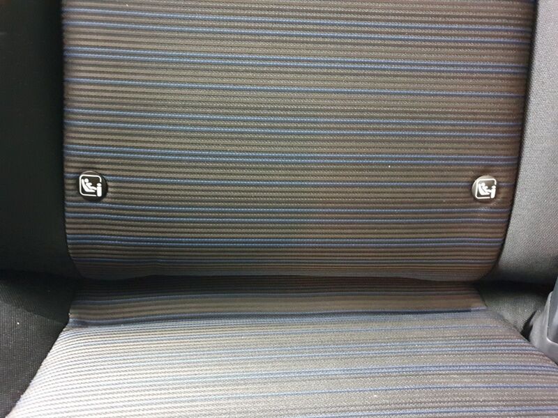 More views of Nissan Leaf