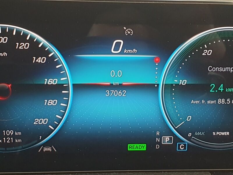 More views of Mercedes-Benz EQA