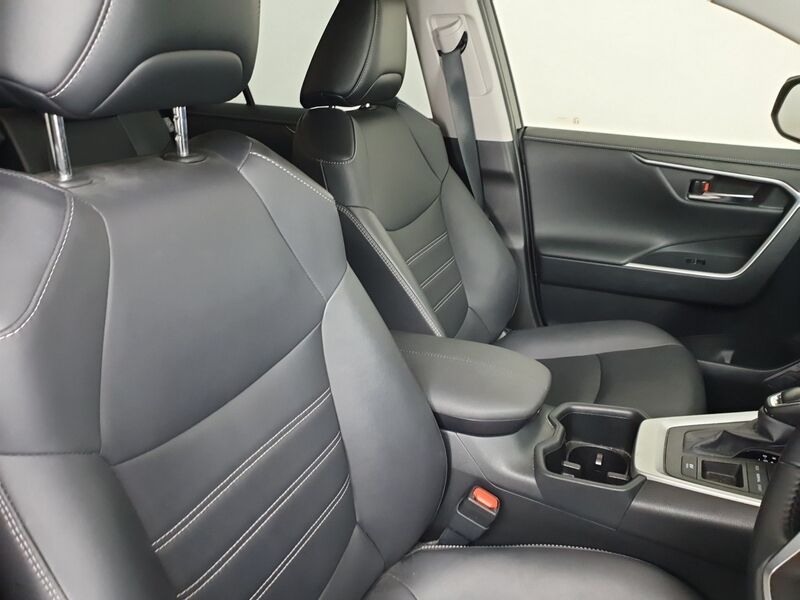 More views of Toyota RAV4