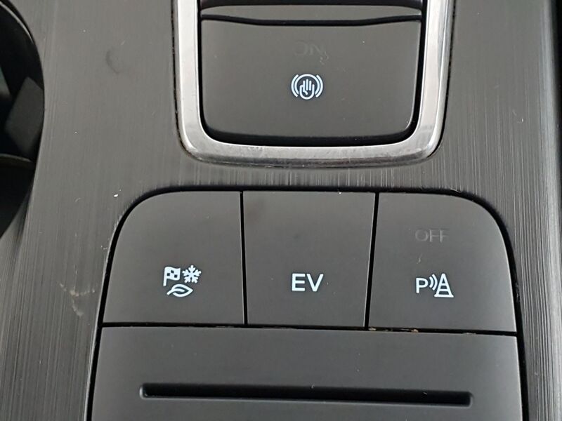 More views of Ford Kuga