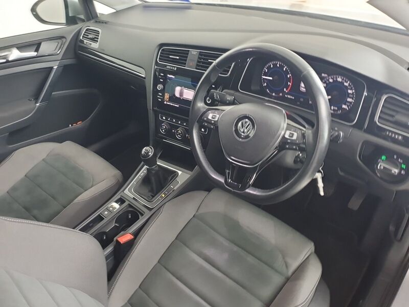 More views of Volkswagen Golf