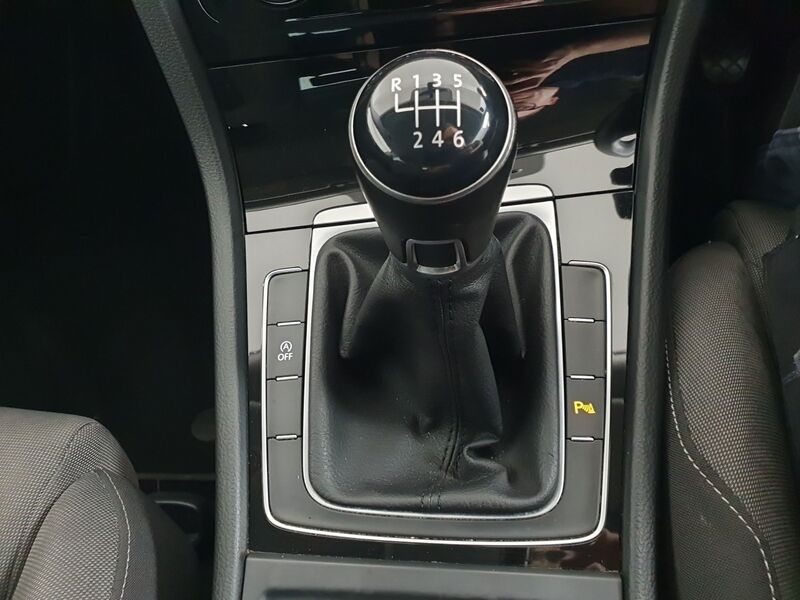 More views of Volkswagen Golf