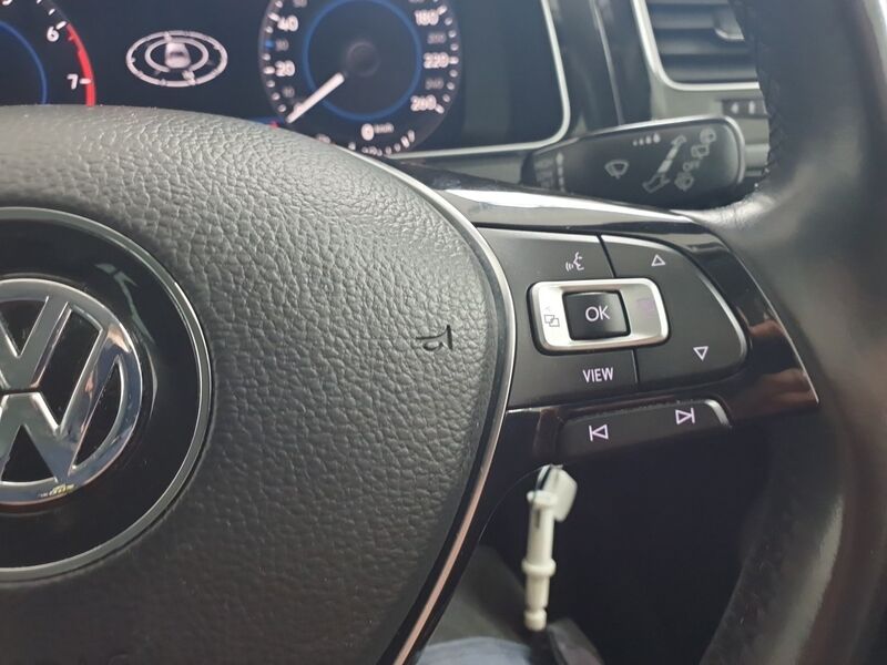 More views of Volkswagen Golf