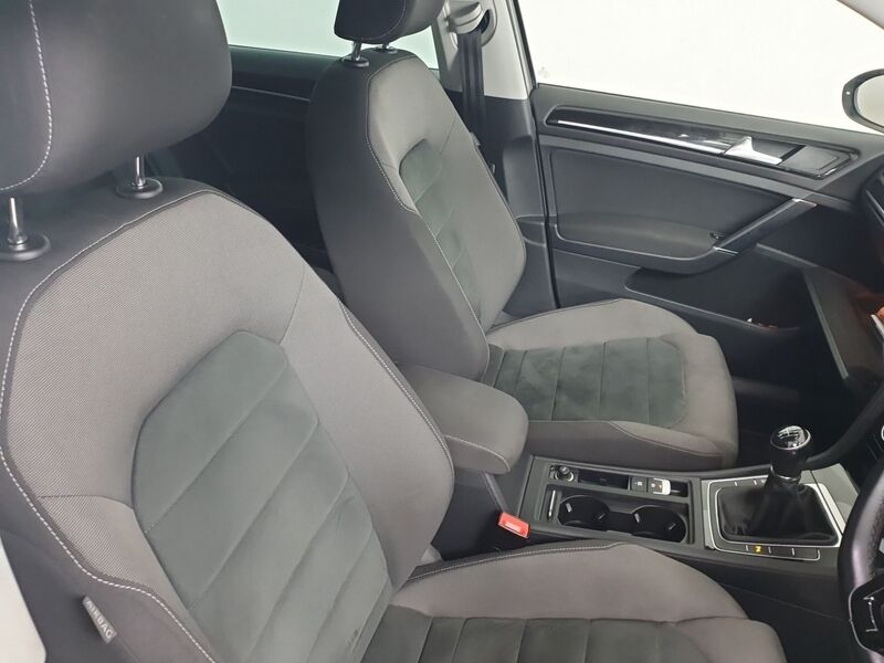 More views of Volkswagen Golf