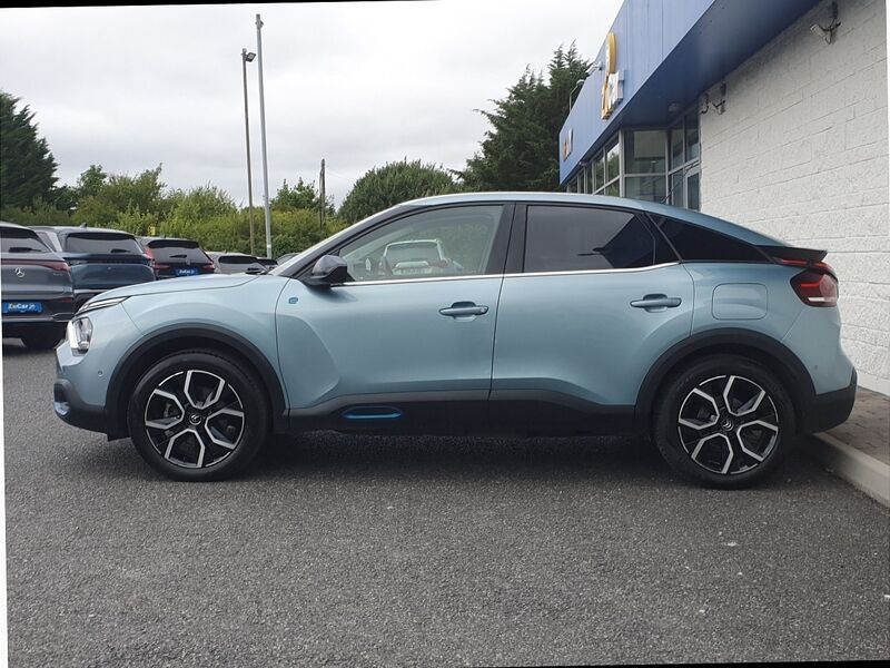 More views of Citroen e-C4 X