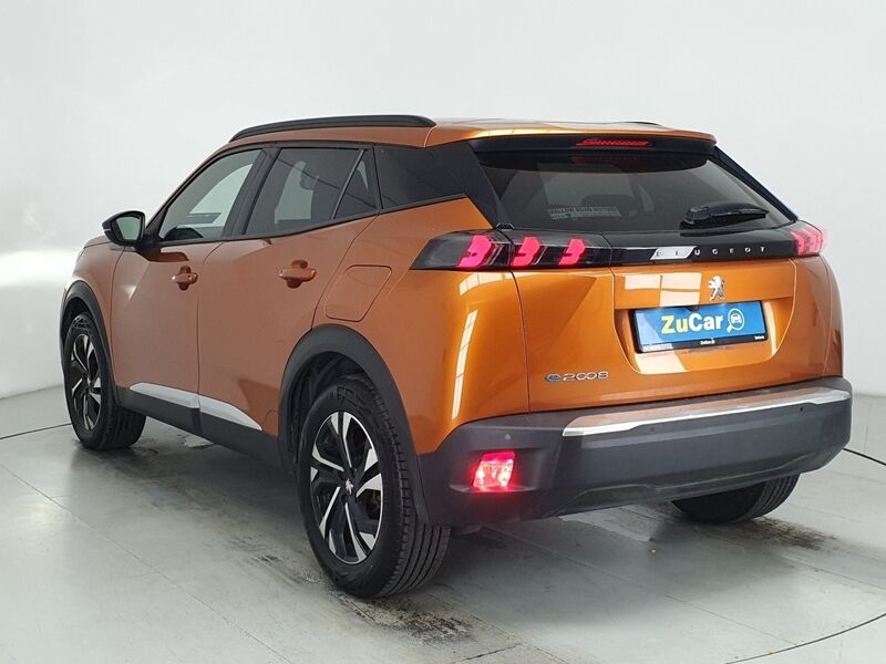 More views of Peugeot 2008