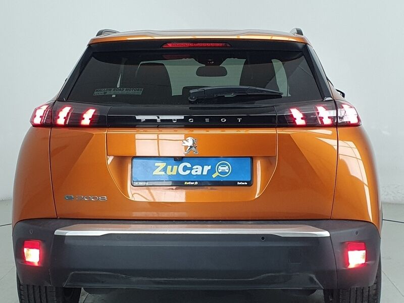 More views of Peugeot 2008