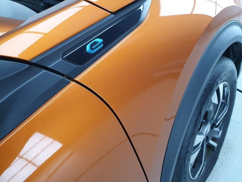 More views of Peugeot 2008