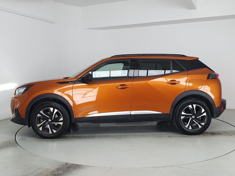 More views of Peugeot 2008
