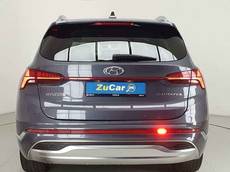 More views of Hyundai Santa Fe