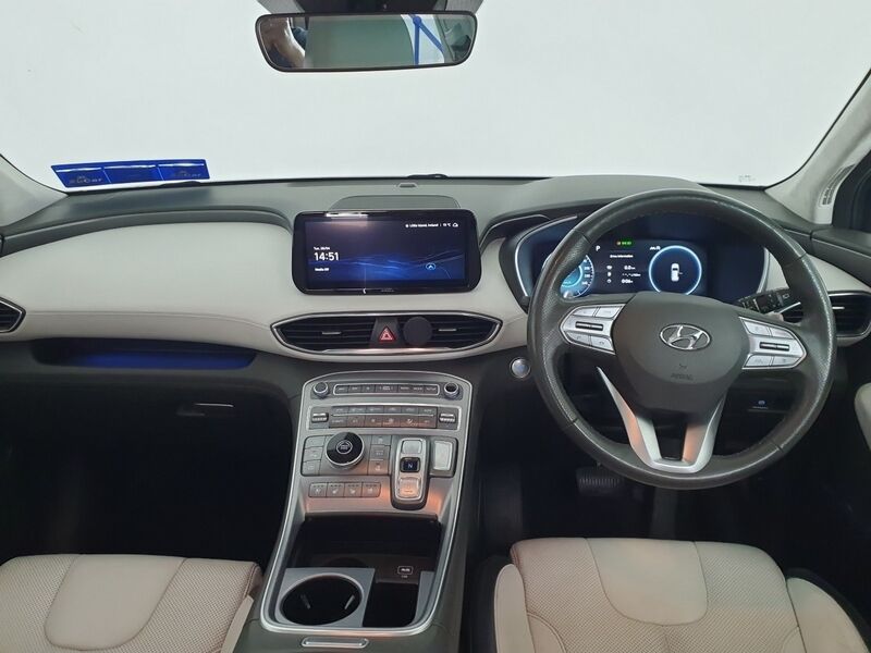 More views of Hyundai Santa Fe