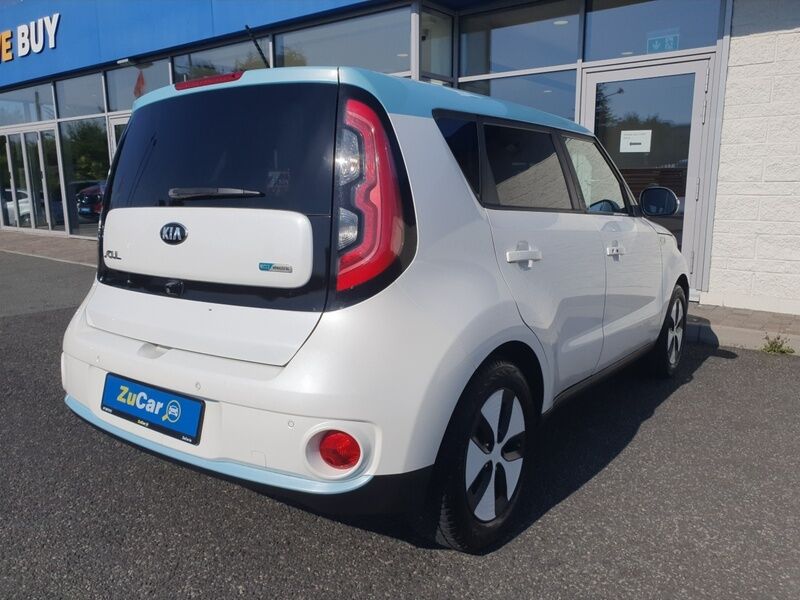 More views of Kia Soul