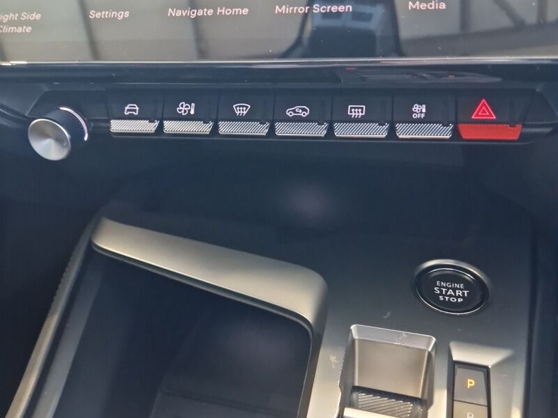More views of Peugeot 308