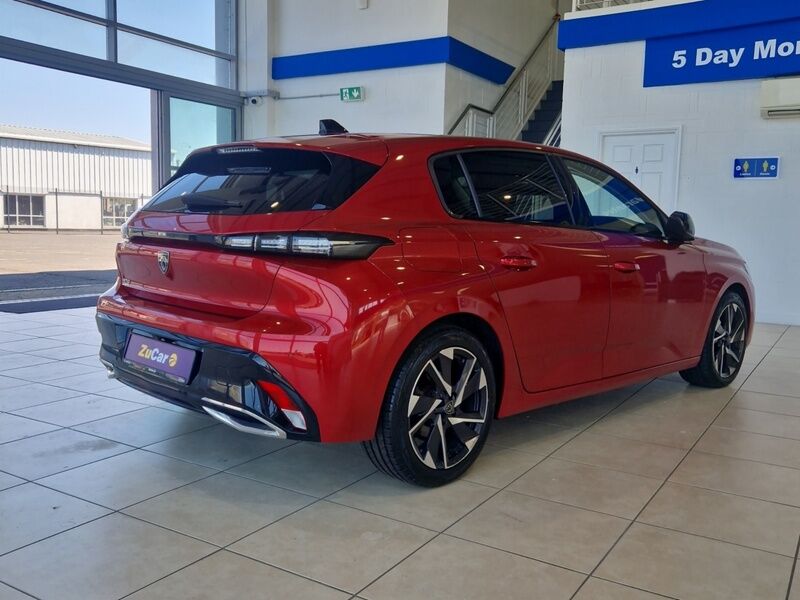 More views of Peugeot 308
