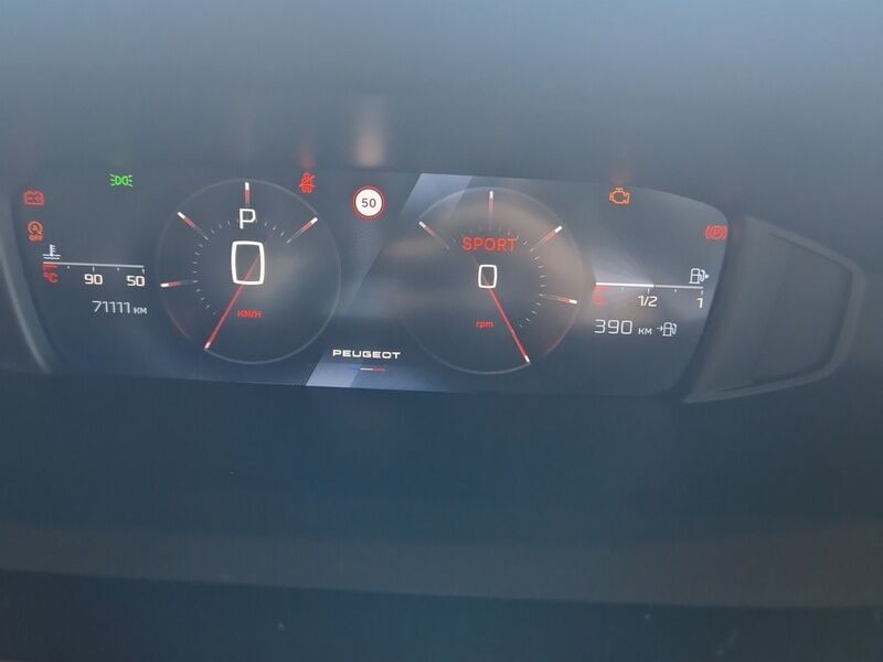 More views of Peugeot 308