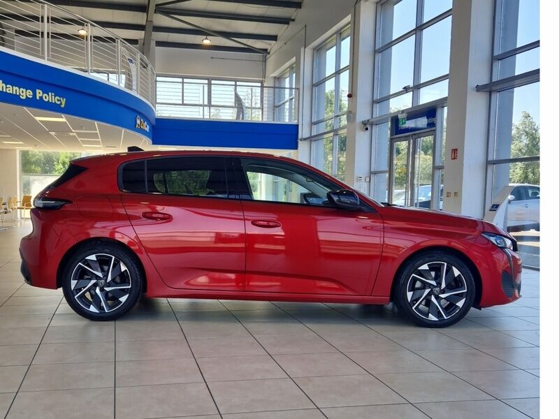 More views of Peugeot 308