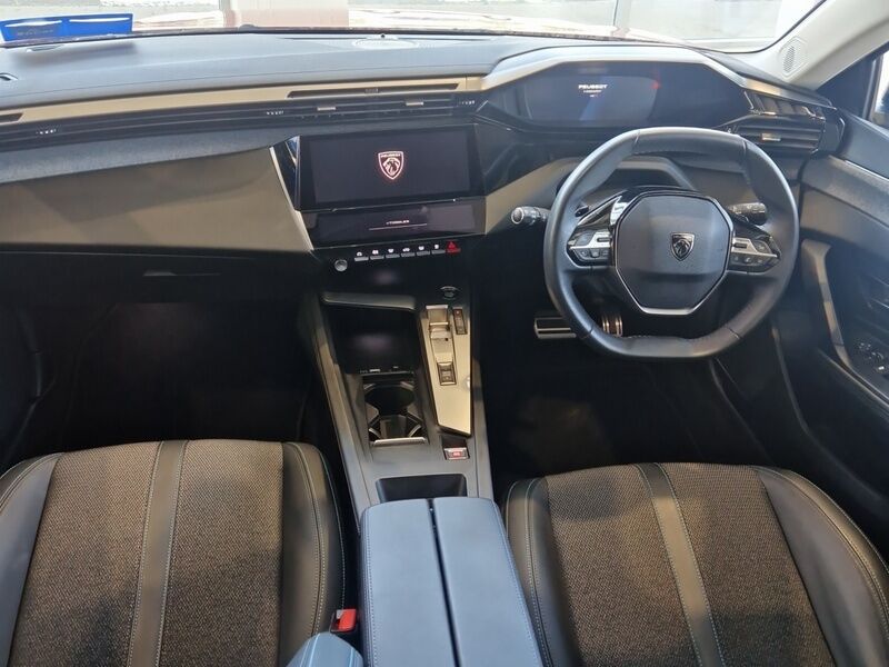 More views of Peugeot 308