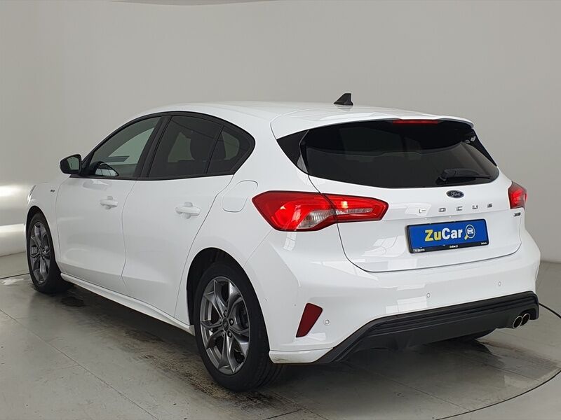 More views of Ford Focus