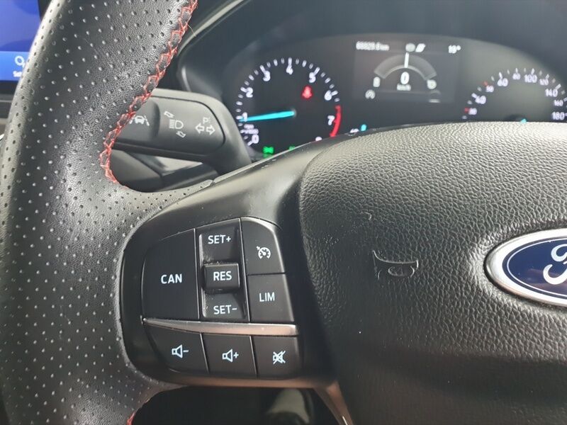More views of Ford Focus