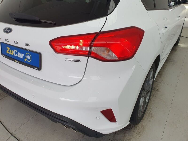 More views of Ford Focus