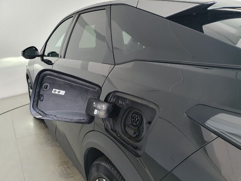 More views of Peugeot 3008