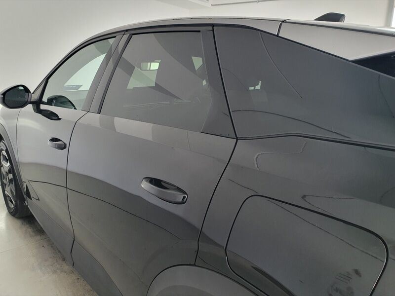 More views of Peugeot 3008