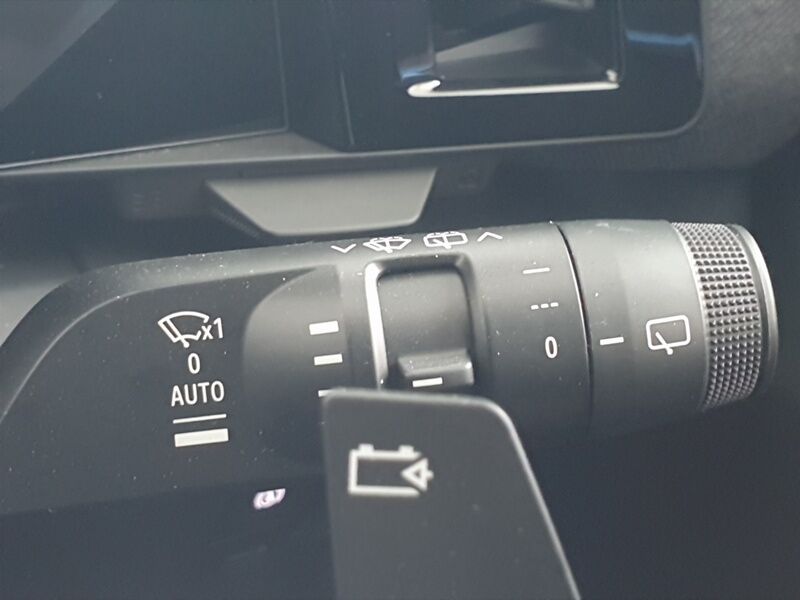 More views of Renault Scenic
