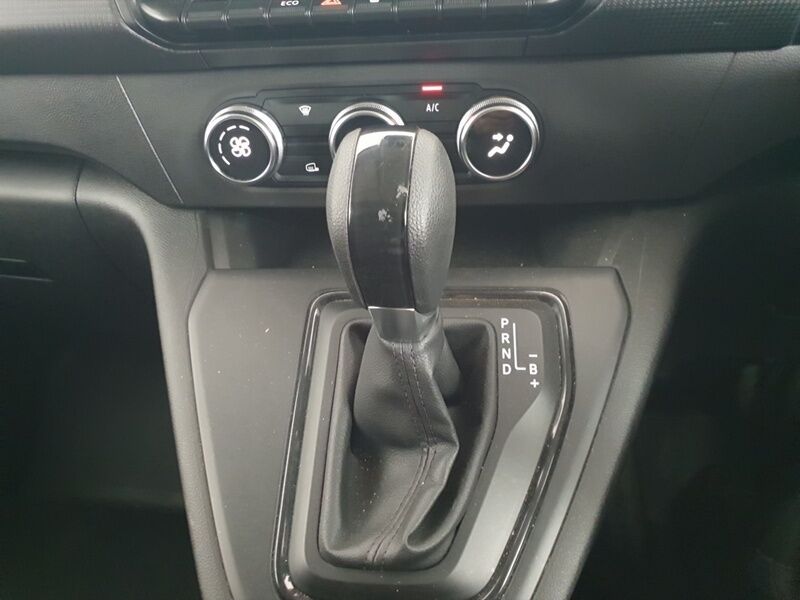 More views of Renault Kangoo