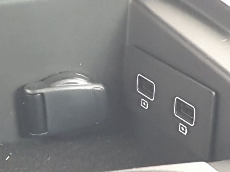 More views of Renault Kangoo