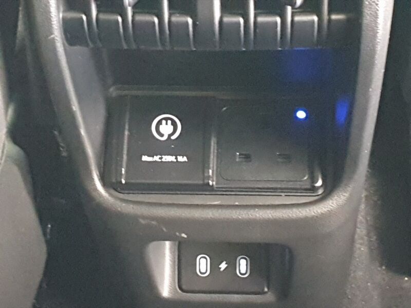 More views of Hyundai KONA
