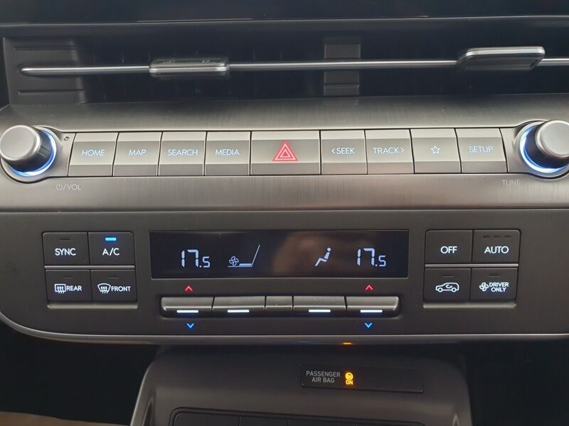 More views of Hyundai KONA